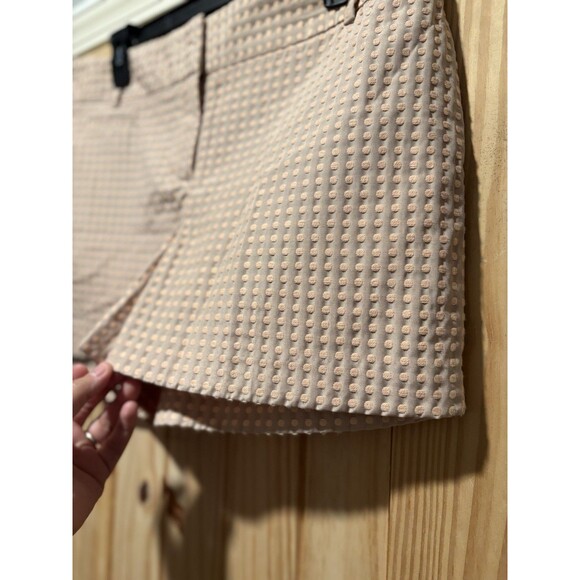 Ann Taylor Loft Shorts Size 8 Tan Pink Polka Dot Marisa Style Mid Rise Polyester - Picture 2 of 6